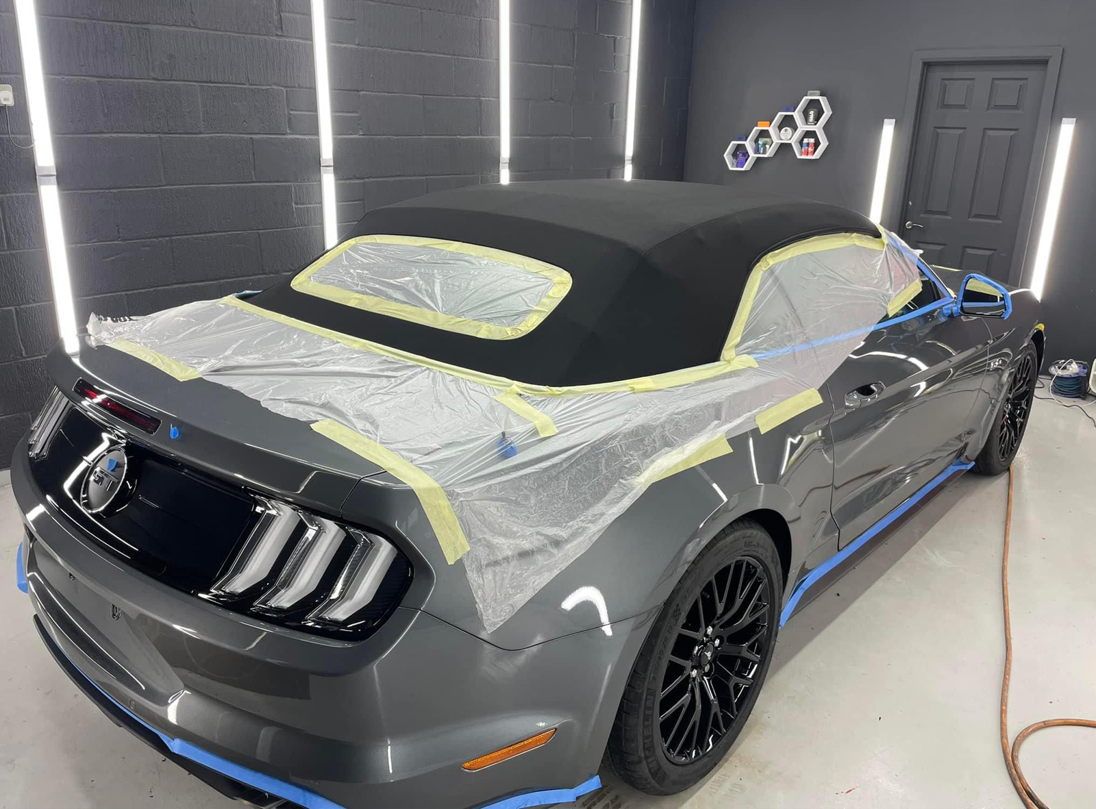 SOFT TOP CLEANING WITH PROTECTION
